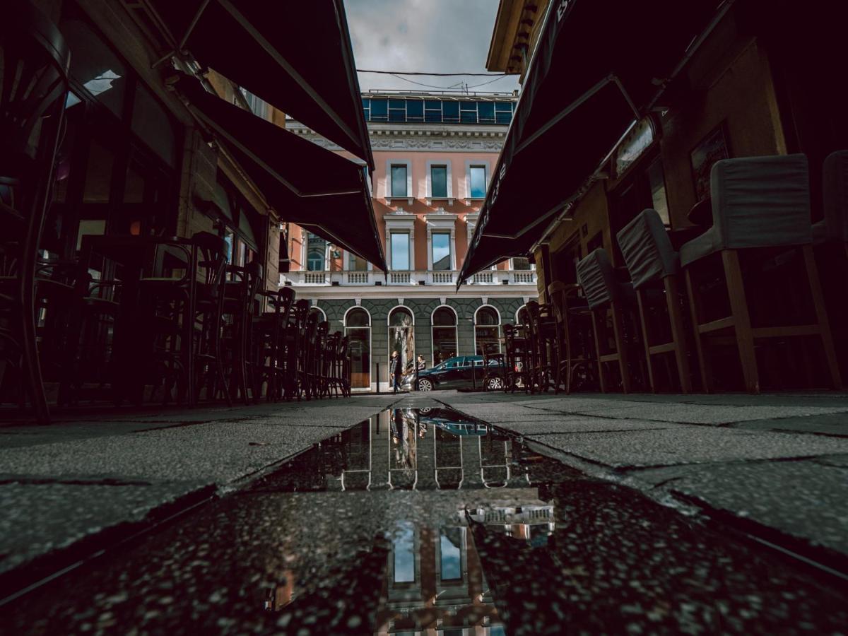 Hotel Astra Sarajevo Exterior foto